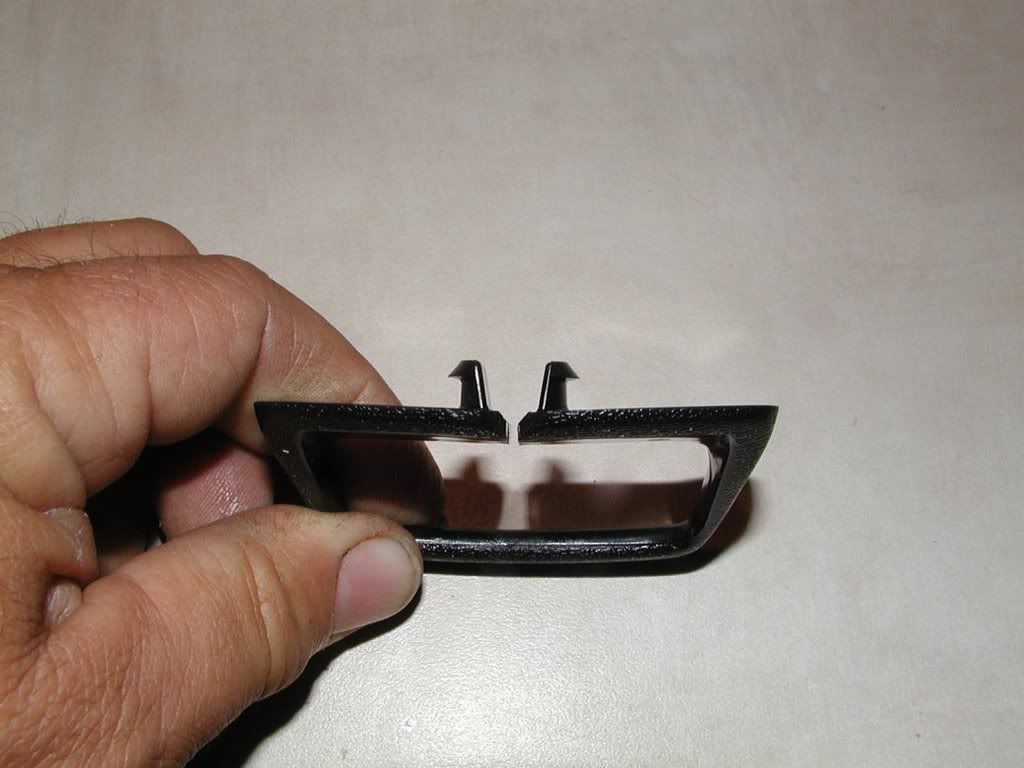 Seat belt retainers on head rest Team Chevelle